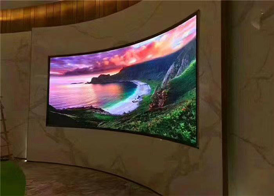 Gebogener farbenreicher Bleischirm HD P1.5 P1.8 320*160mm Flex Led Video Wall