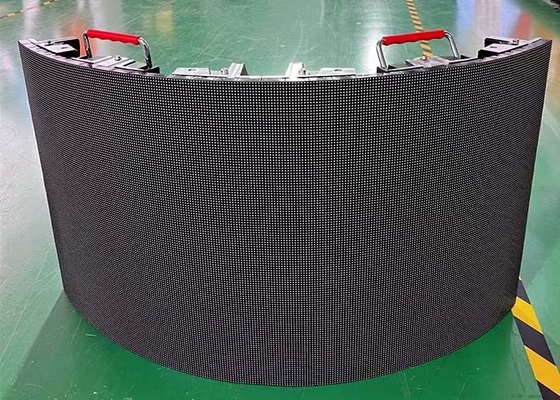 High Resolution Outdoor Kurv-LED-Bildschirm zur Vermietung, P3.91 Werbe-LED-Display