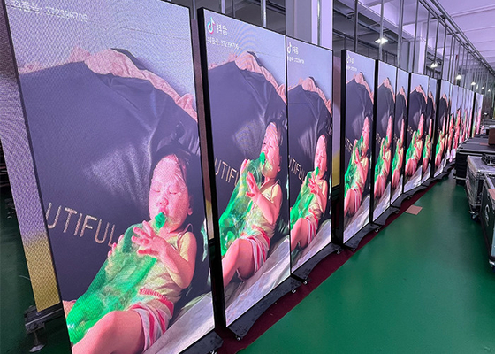 640*1920mm p1.86 Poster LED-Display Fabriklieferungen Innenplatten